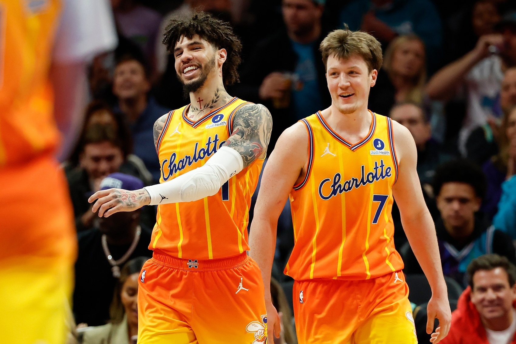 世界杯app下载-NBA彩经:湖人浇灭热火 骑士轻取公牛 快船再输鹈鹕 马刺大胜太阳